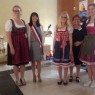 maedchen_dirndl