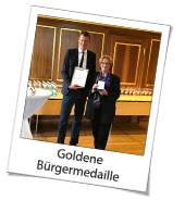 polaroid goldene buergermedaille